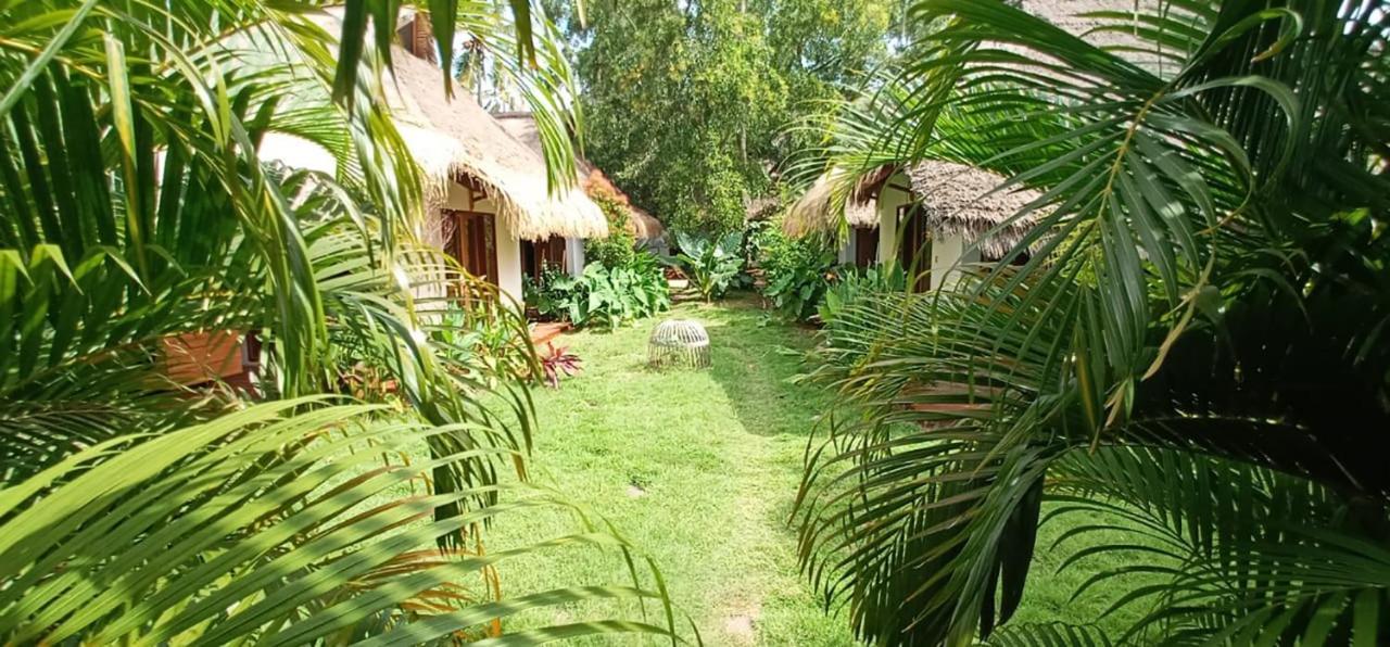 Nanas Homestay Bungalow Gili Air Dış mekan fotoğraf